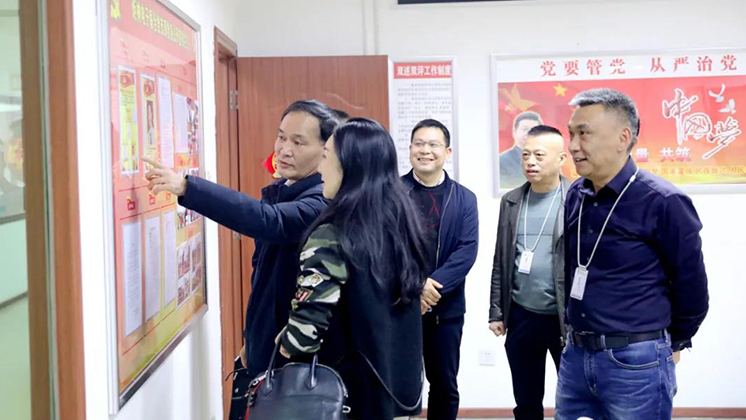 郴州高新區(qū)紀工委書記、監(jiān)工委主任曾雁走訪炬神電子